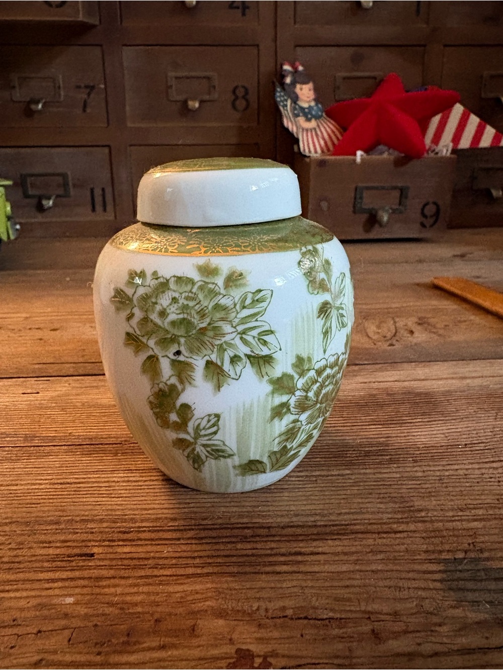 Green Floral Porcelain Ginger Jar